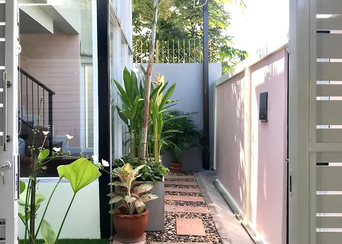 Cozy And Convenient Bangna House