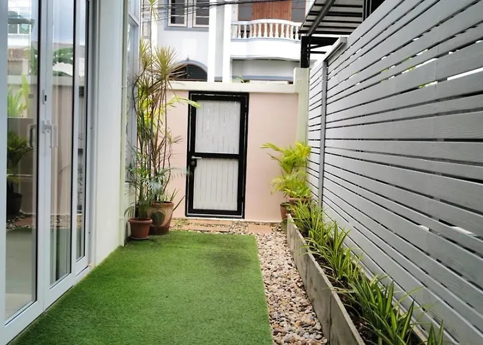 Cozy And Convenient Bangna House